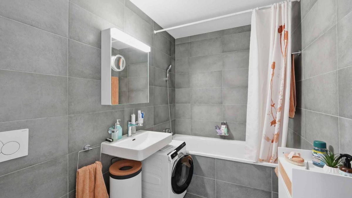 Bel appartement moderne, idéal pour investissement!