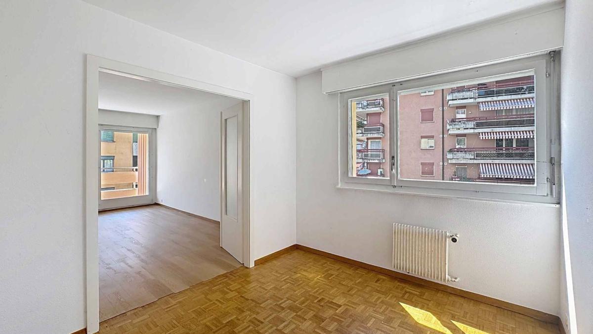 Spacieux 4.5 p de 91 m2 avec potentiel  - 2 balcons  