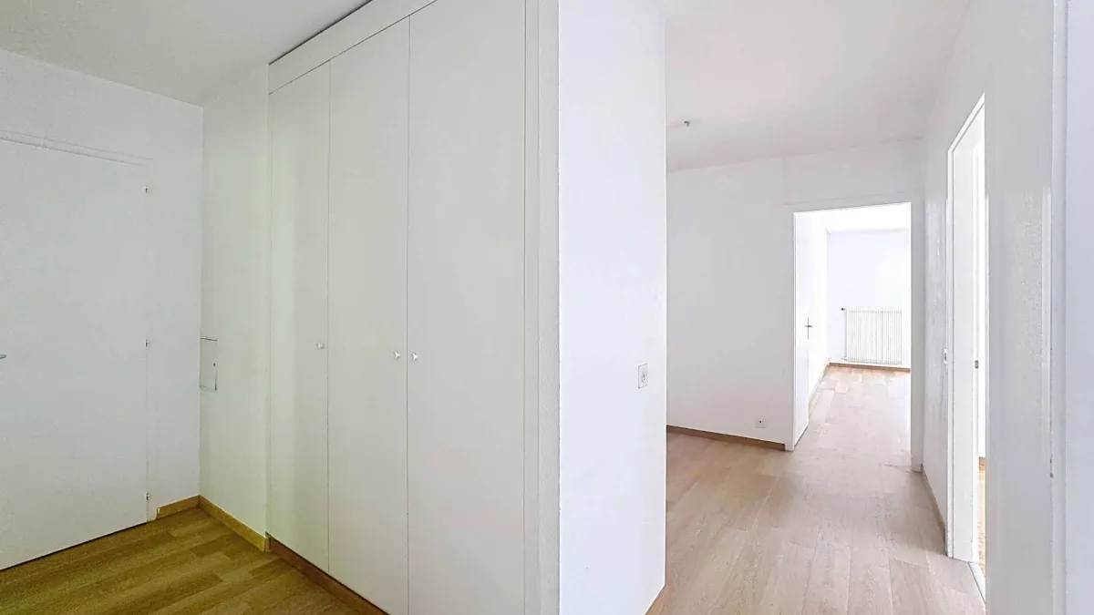 4.5 p de 91 m2 à rénover - 2 balcons  + 1 Garage box 