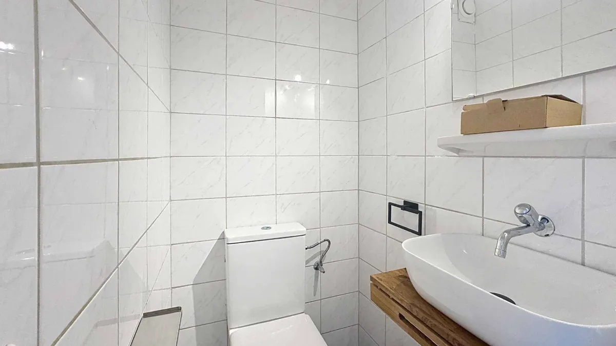 4.5 p de 91 m2 à rénover - 2 balcons  + 1 Garage box 