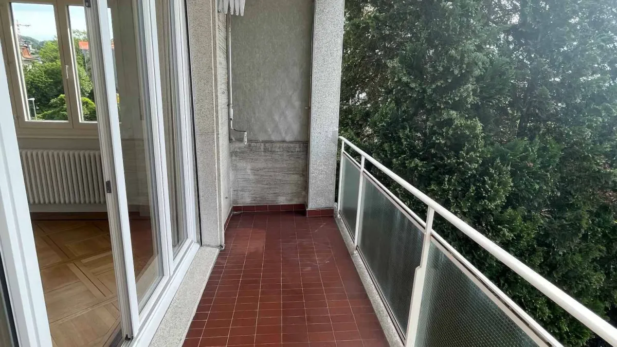 Charmant appartement 2,5 pièces à Pully avec magnifique vue sur le Lac