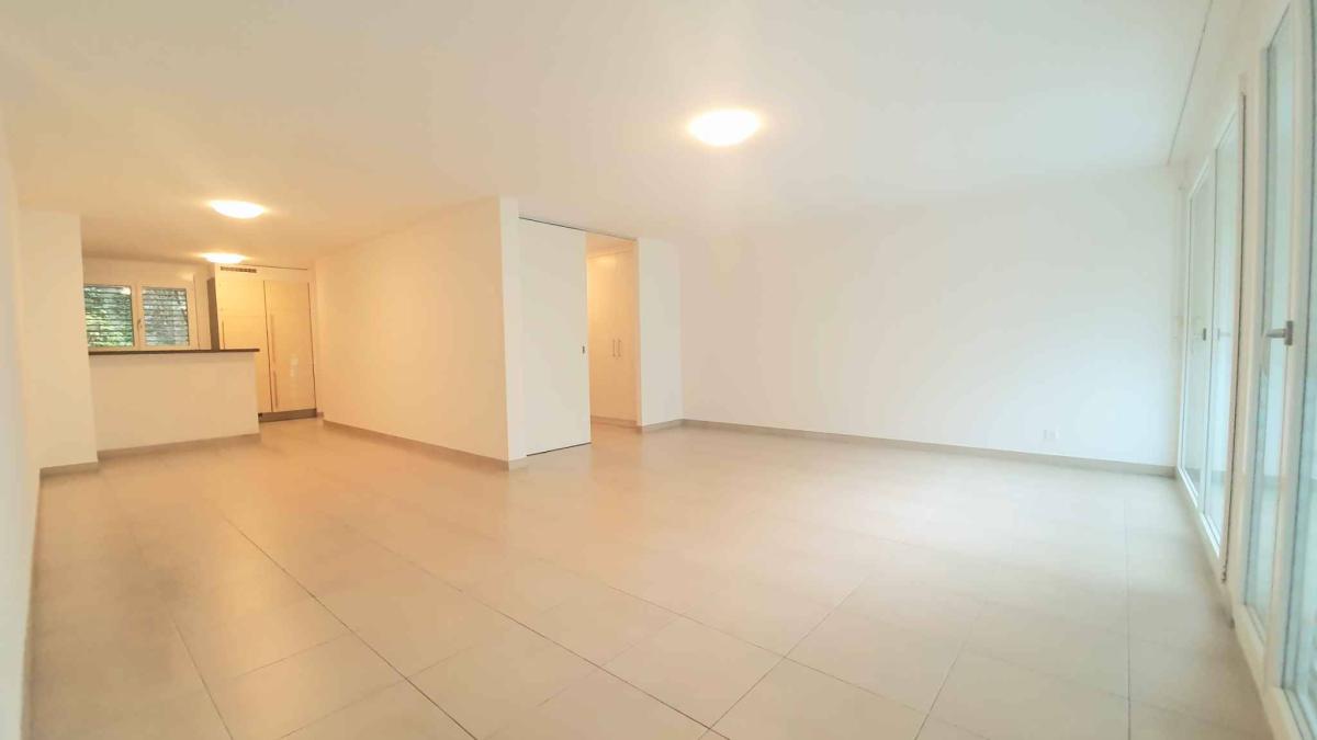Magnifique appartement de 4.5 pièces au rez-de-chaussée