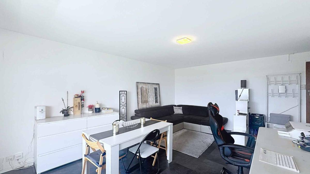 Appartement de 1 pièce - 33.5 m2 avec grand balcon et garage box 