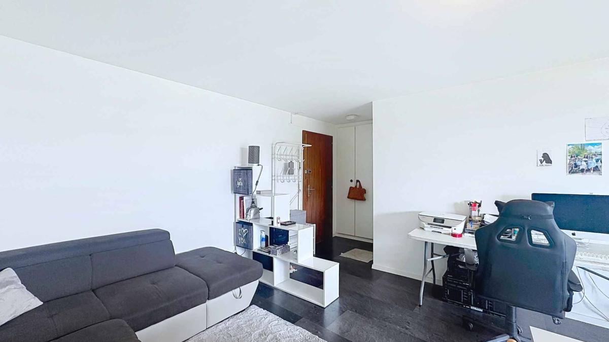 Appartement de 1 pièce - 33.5 m2 avec grand balcon et garage box 