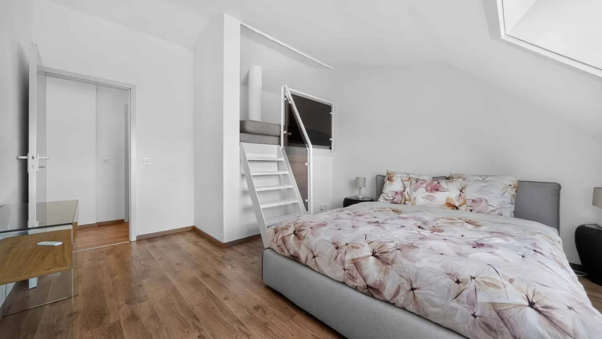 Magnifique appartement en duplex avec vue panoramique sur le lac