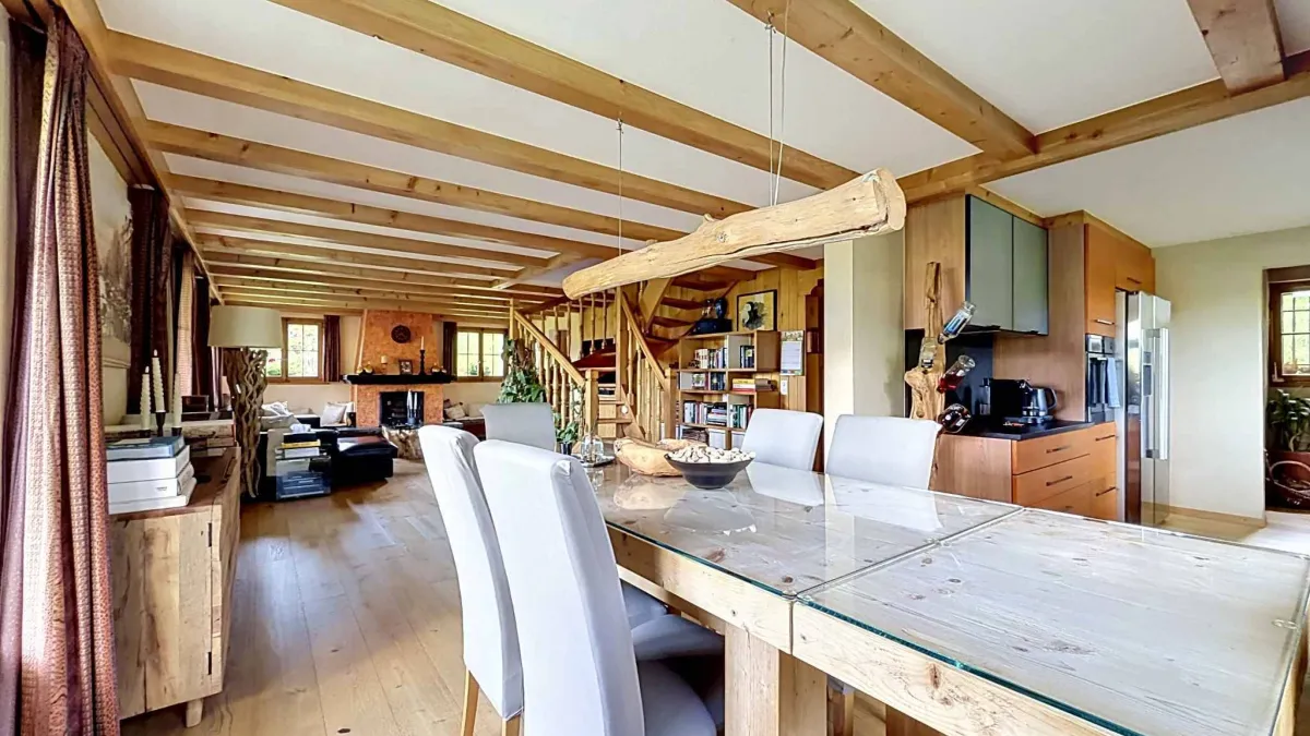 Grand chalet de 3 appartements avec vue panoramique
