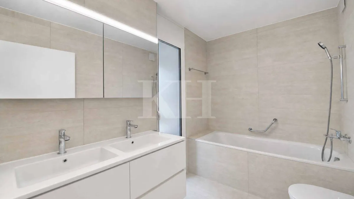 Superbe appartement neuf de 4,5 pièces de haut standing avec vue sur le lac !