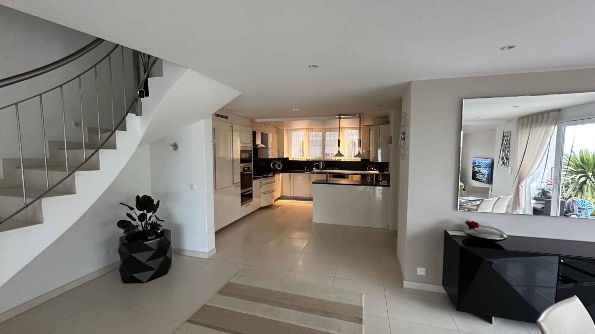 Villa contemporaine avec panorama exceptionnel