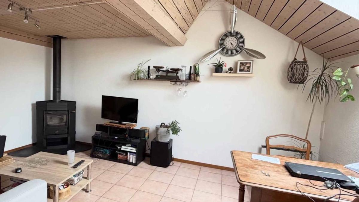 Charmant appartement de 2 pièces dans une résidence conviviale à Montricher