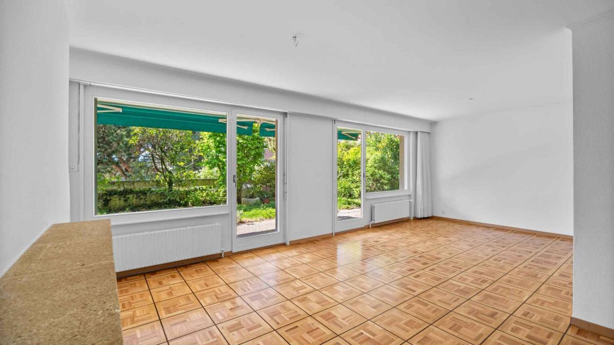 Rare à Pully : appartement de 4,5 pièces avec terrasse et jardin arboré 