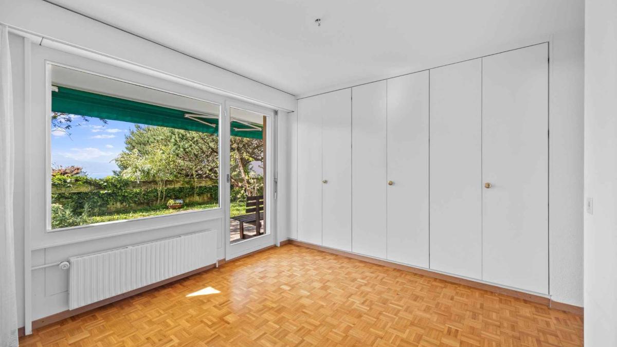 Rare à Pully : appartement de 4,5 pièces avec terrasse et jardin arboré 