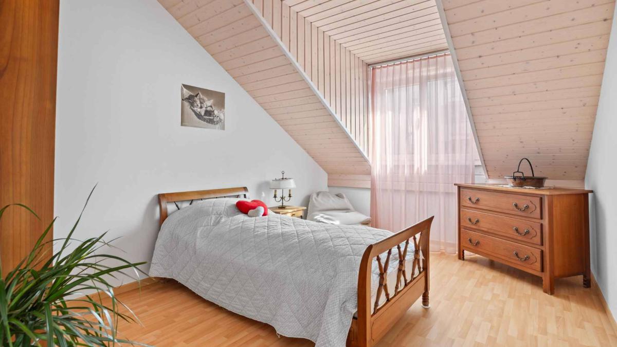 Appartement lumineux de 4.5 pièces au dernier étage avec mezzanine à Belmont-sur-Lausanne