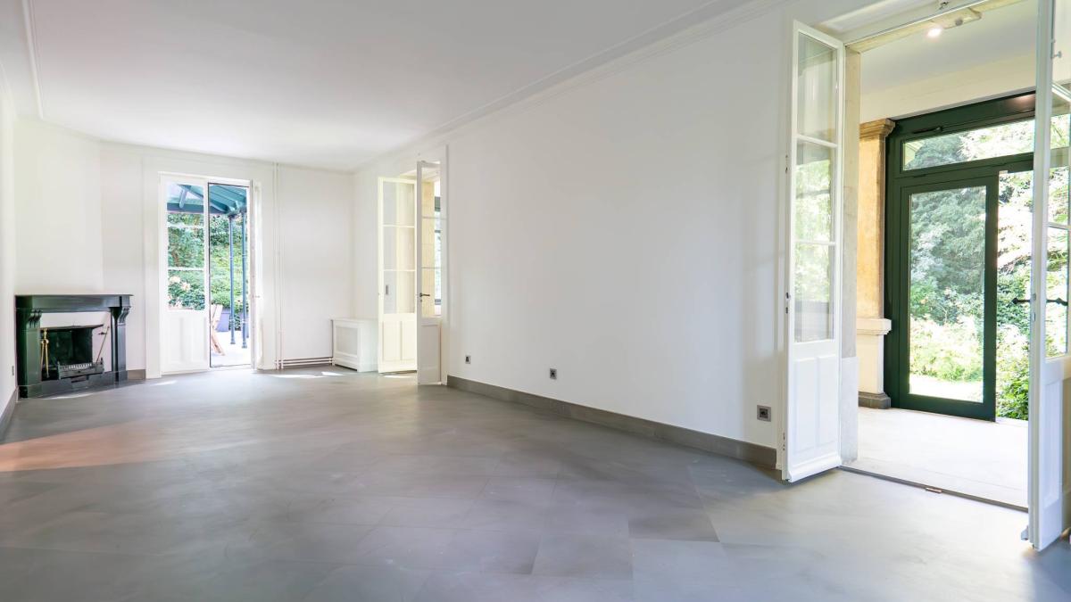 Sublime maison de ville dans un écrin de verdure