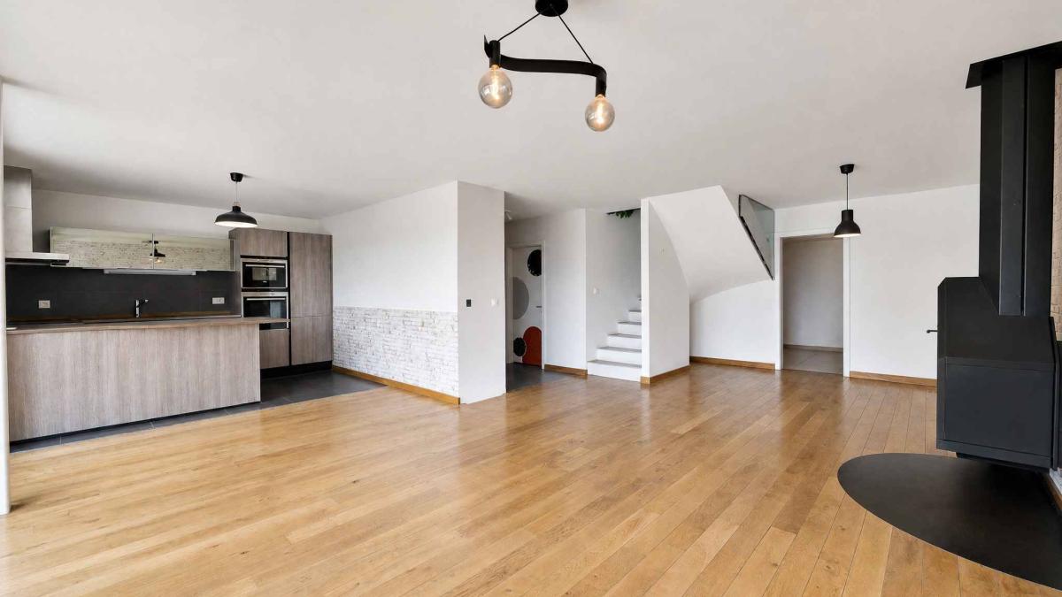 Duplex de 4.5 pièces avec terrasse et jardin