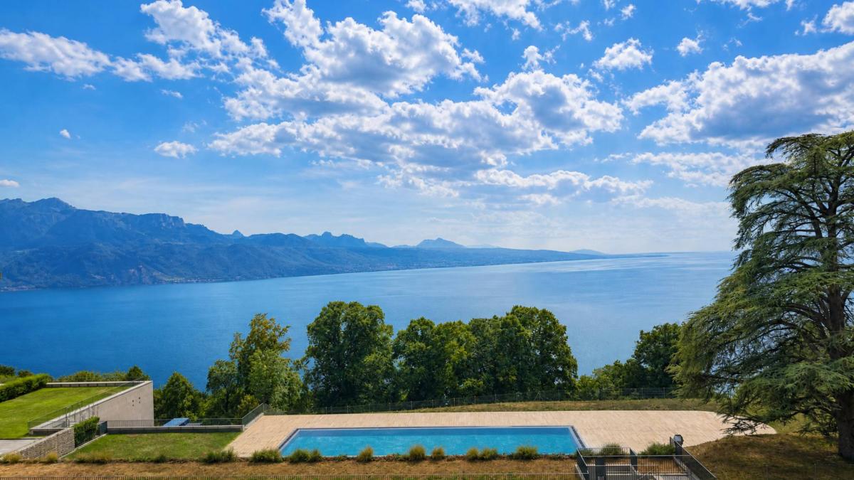 Bel appartement récent de 3.5 pièces avec grand balcon et vue sur le Lac 