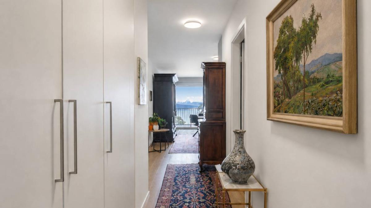 Bel appartement récent de 3.5 pièces avec grand balcon et vue sur le Lac 