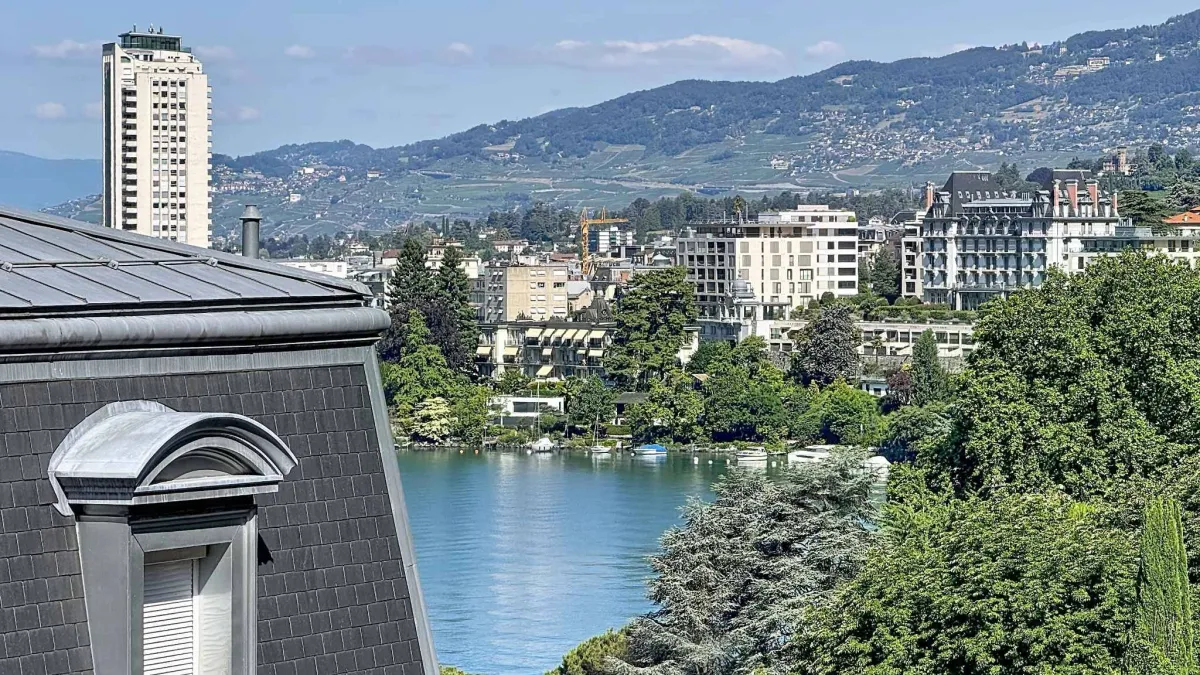 Au dernier étage - Grand 3.5 pièces sur 1 niveau de 79 m2 + balcon 