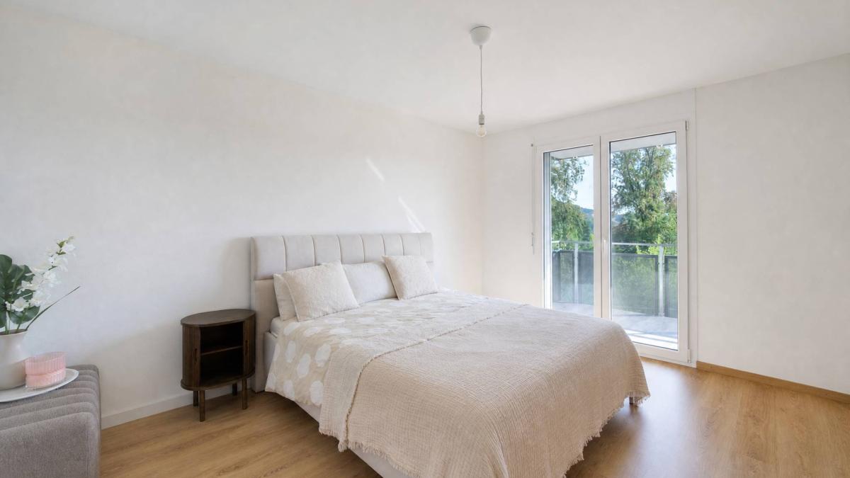 Villa mitoyenne de 5,5 pièces avec espace de jardin privatif de 200m2 