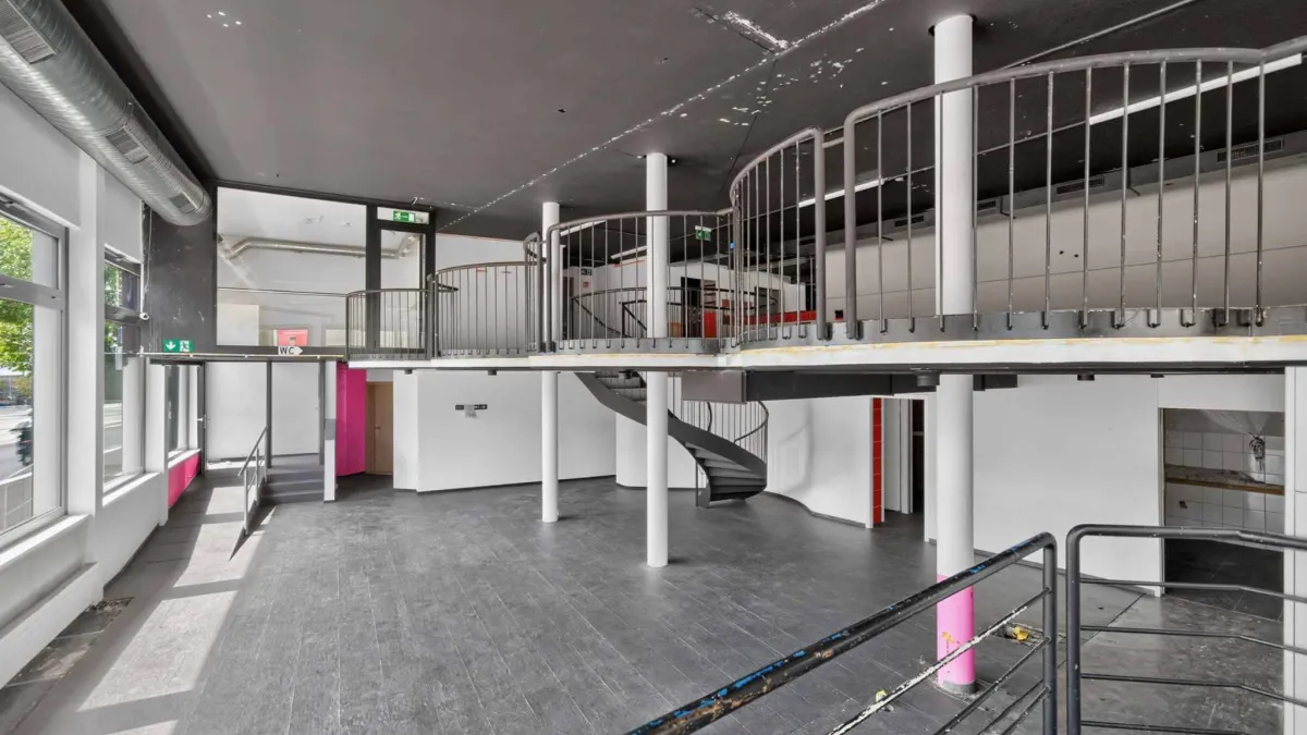 À louer ! Surface commerciale et administrative de 267m2