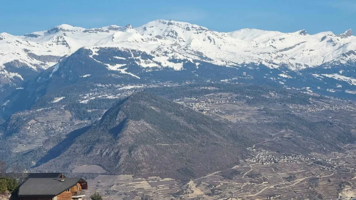 SUR LES HAUTEURS DE SION - PROPRIÉTÉ D'EXCEPTION