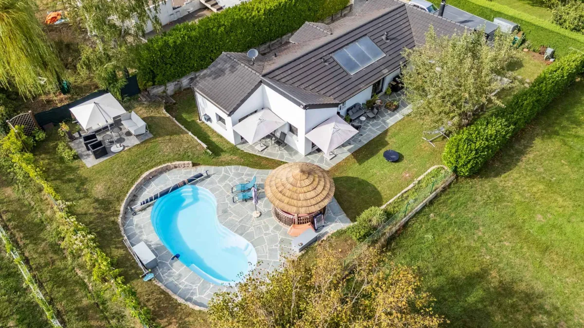 Très belle villa familiale en Terre-Sainte