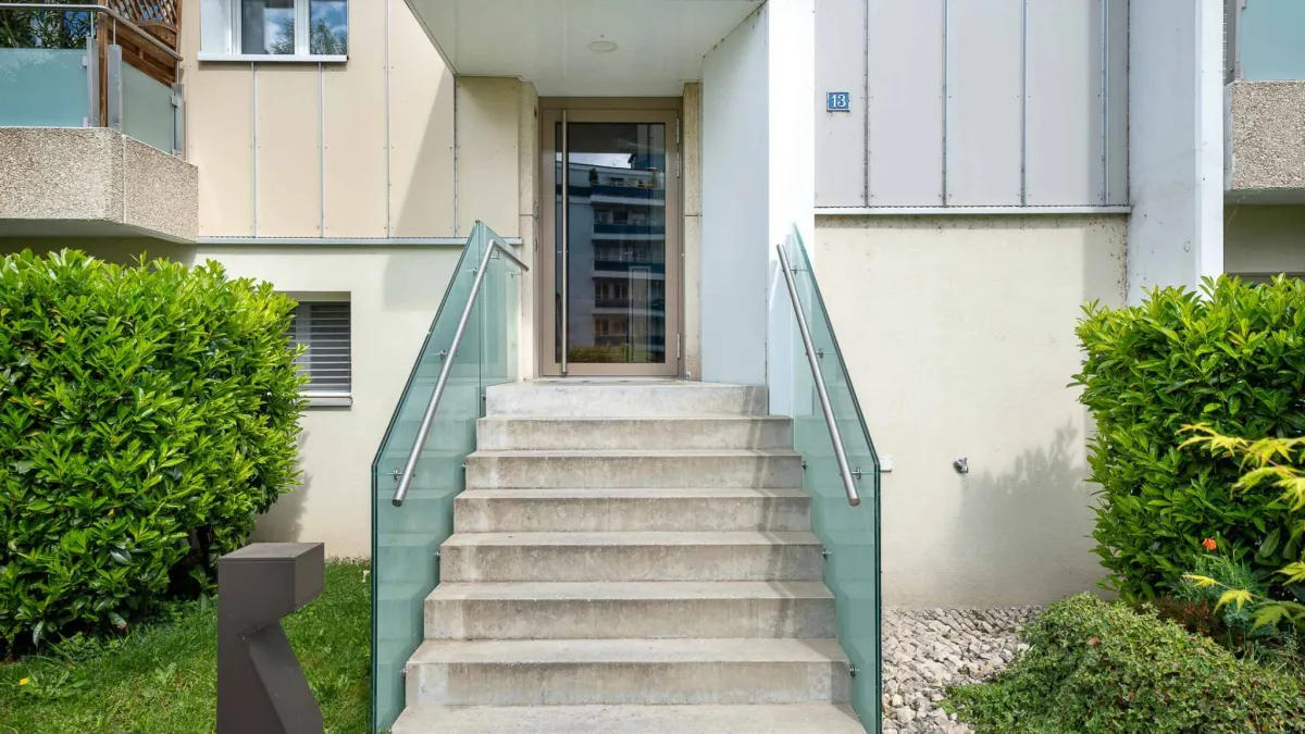Pour tout renseignements : rita@bernard-nicod.ch