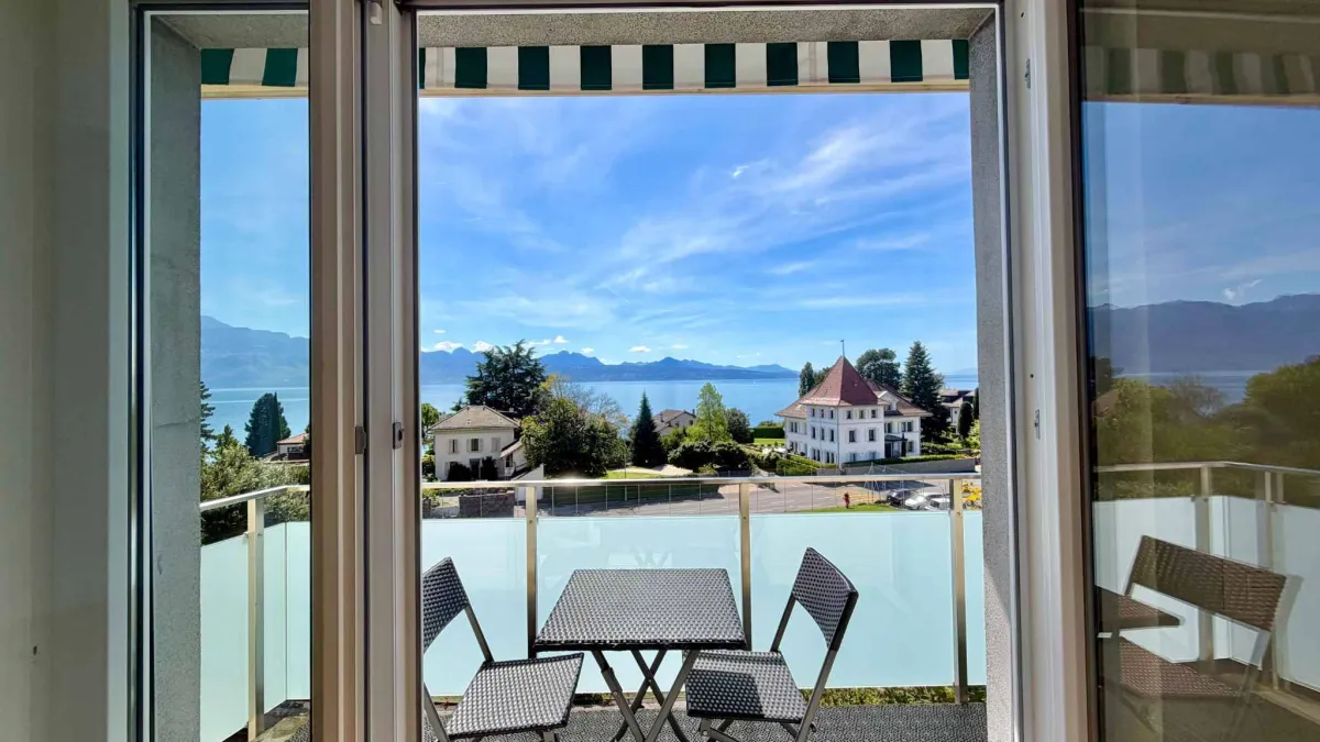Charmant 3,5 pièces avec vue imprenable sur le lac 