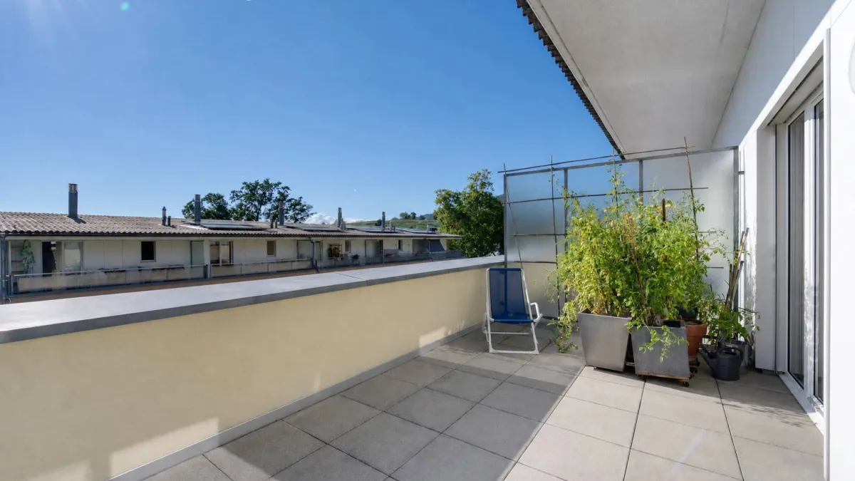 Jolie villa mitoyenne avec jardin privatif 