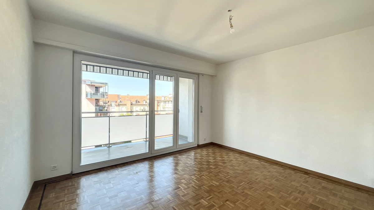 3 pièces en rénovation au 7ème étage - Général-Guisan 50