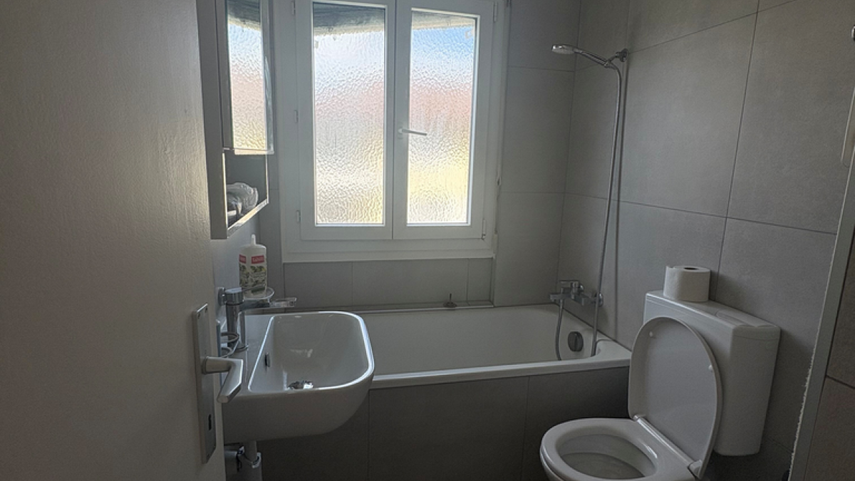 À louer ! Charmant appartement de 2 pièces au 4 étage