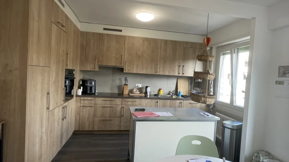 Bel appartement de 4,5 pièces au 2ème - à proximité du CHUV