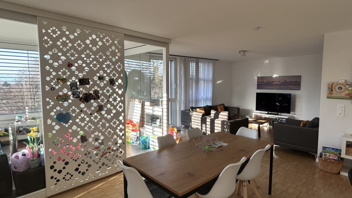 Spacieux 4.5 pièces lumineux avec loggia + place de parking à Lausanne