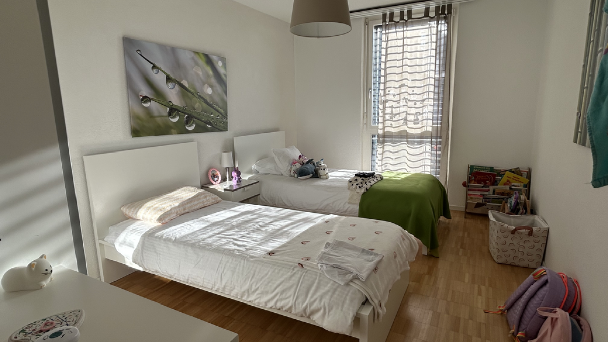 Spacieux 4.5 pièces lumineux avec loggia + place de parking à Lausanne