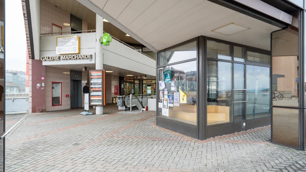 Surface commerciale à louer  Gare 1, Pully - 83 m2