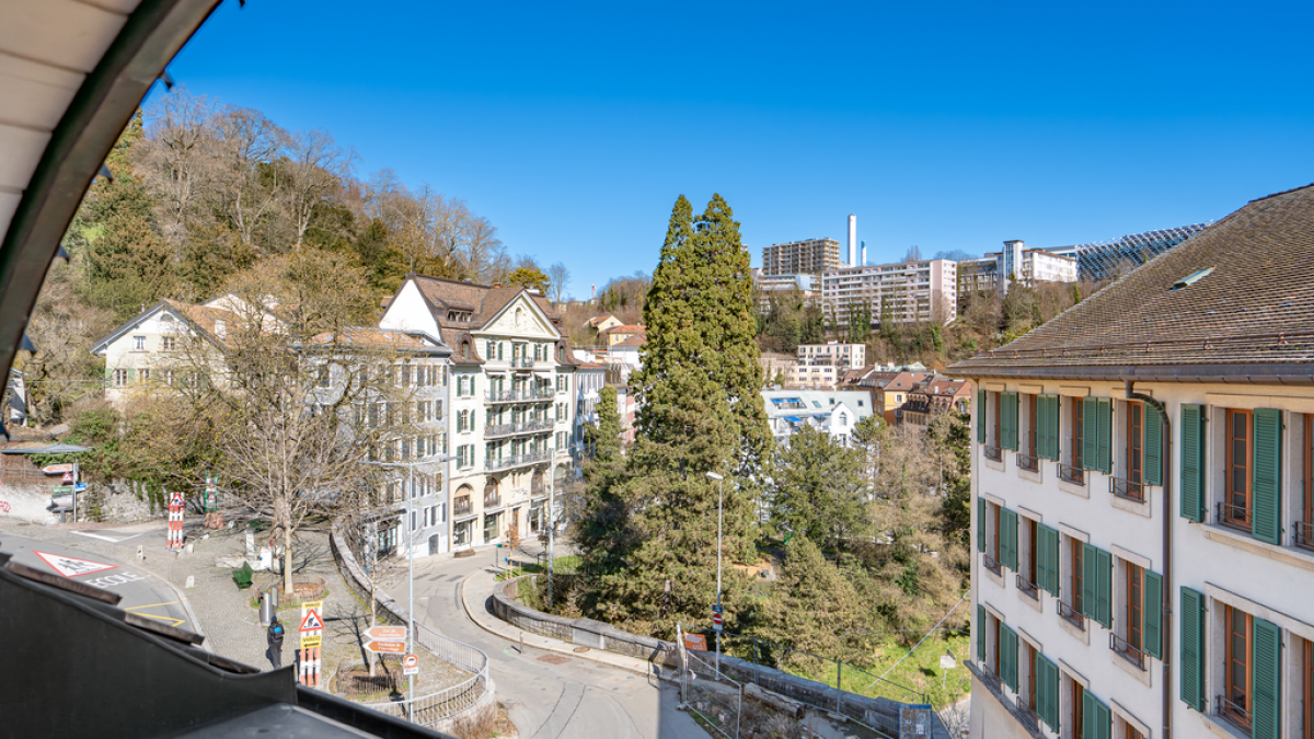 Studio en attique au centre de Lausanne