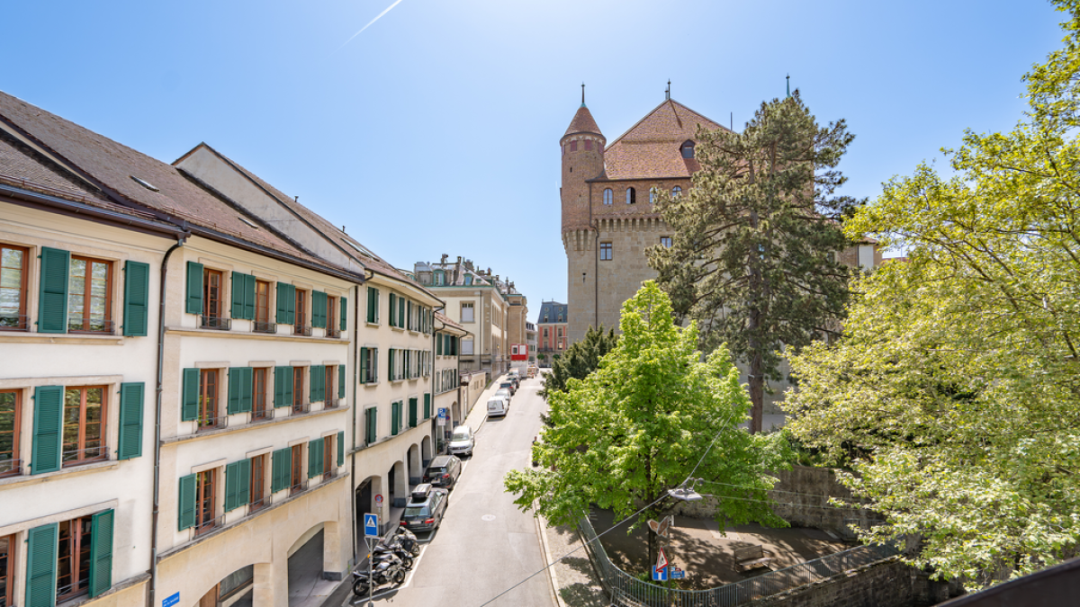 Studio en attique au centre de Lausanne