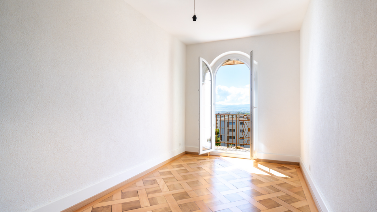 Charmant 2 pièces au 5ème étage avec balcon et vue dégagée