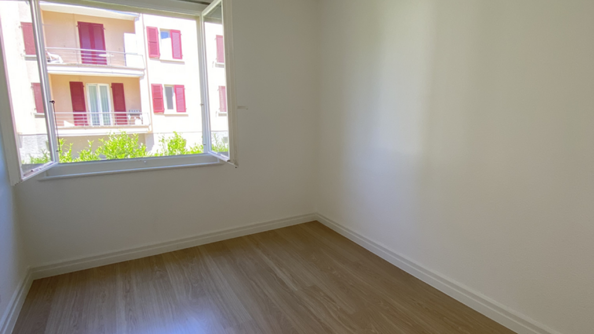 appartement de 3,5 pièces au rez-de-chaussée