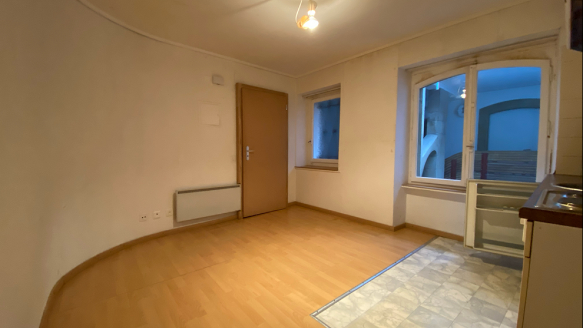 Dépôt au centre ville