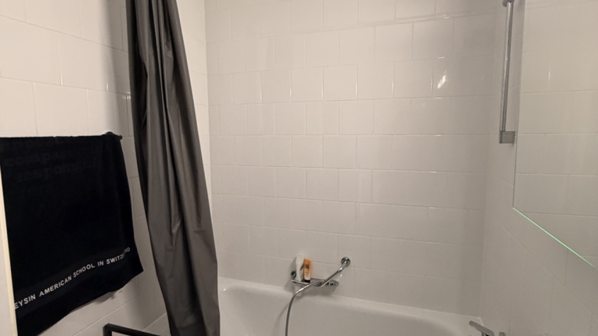 Studio moderne dans quartier calme