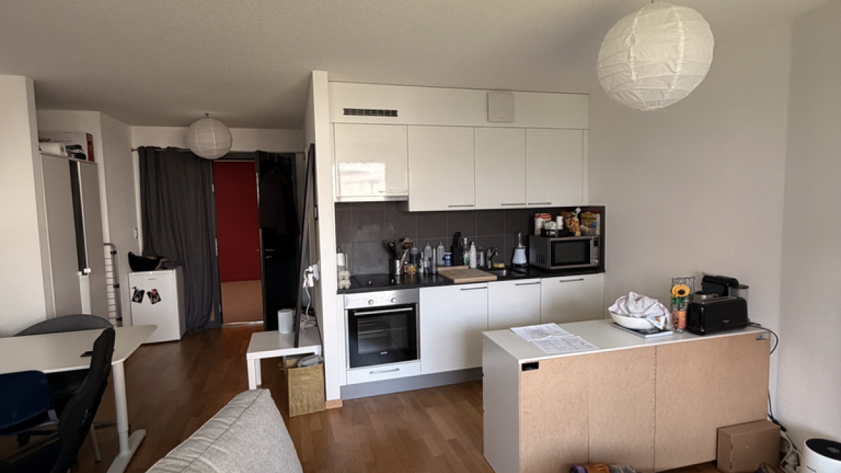 Studio moderne dans quartier calme