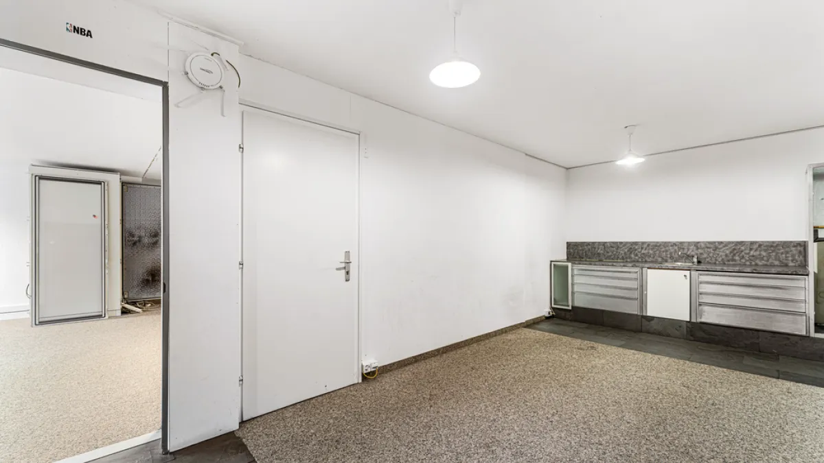 Bureaux idéalement situés en plein centre-ville - Alpes 29