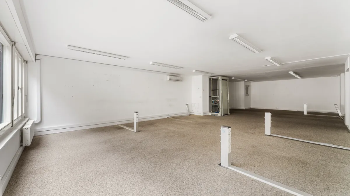 Bureaux idéalement situés en plein centre-ville - Alpes 29