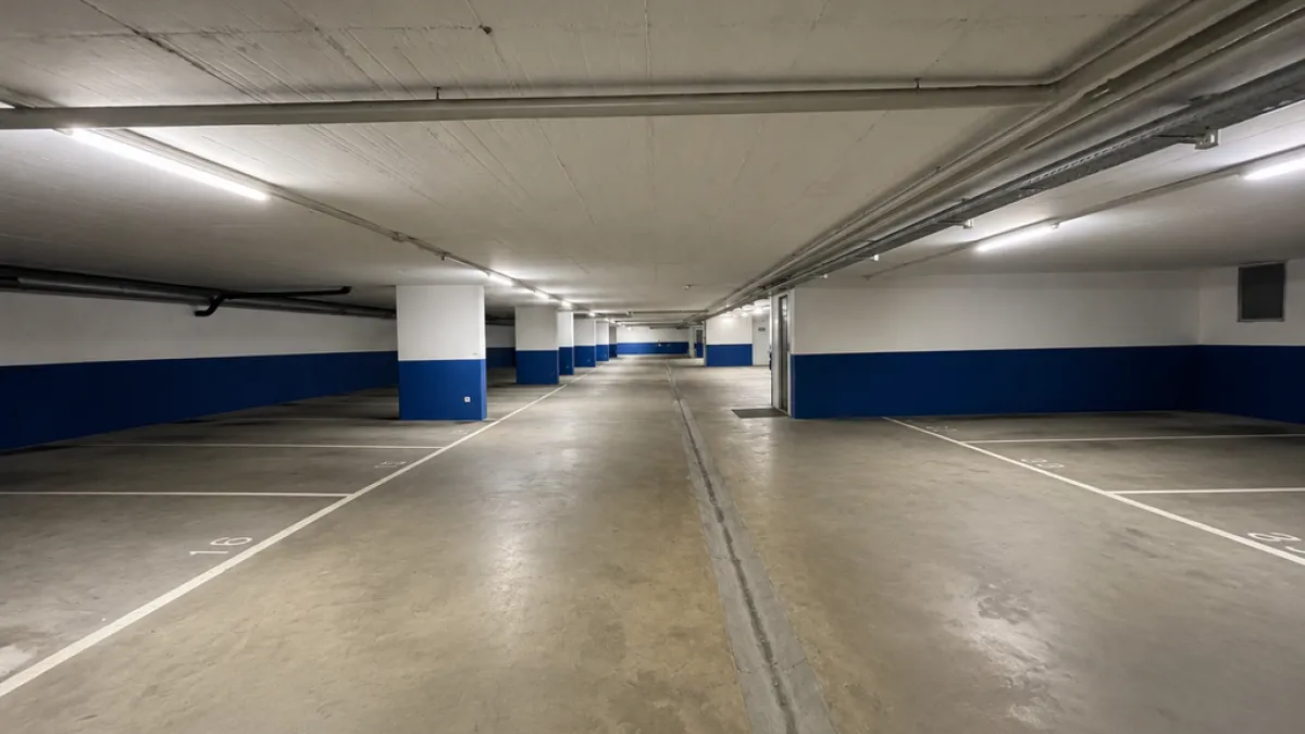 Places de parc intérieures - St-Légier 15A-D