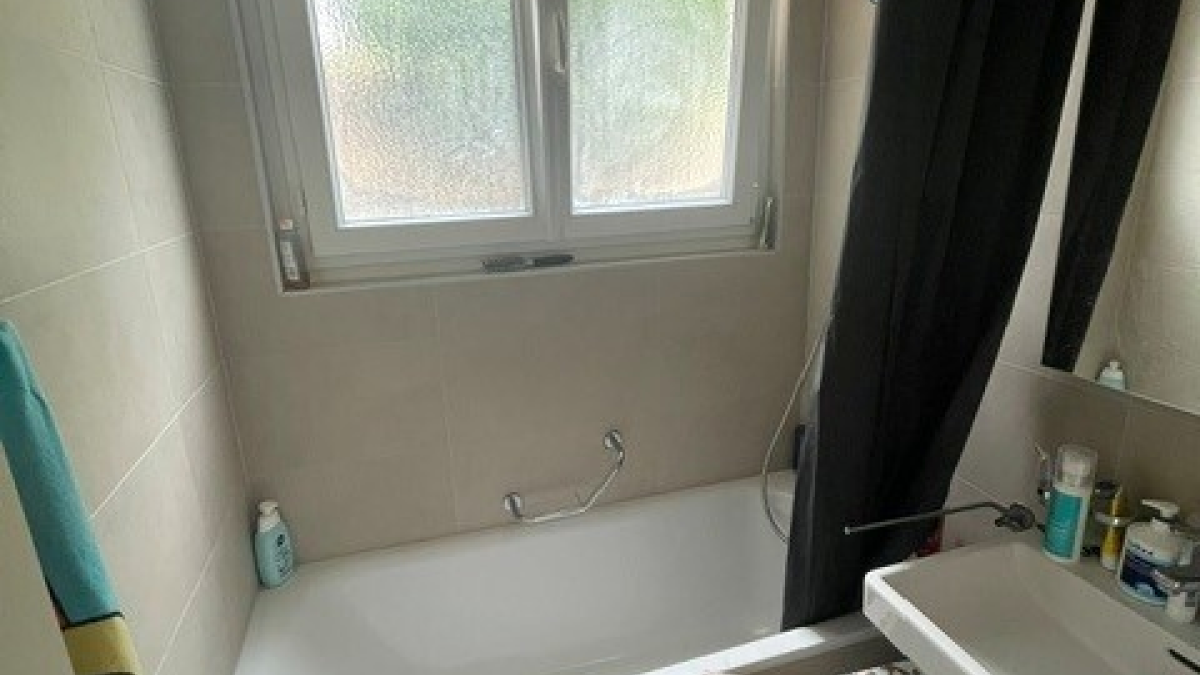 Joli 3 pièces avec balcon - Brent 31