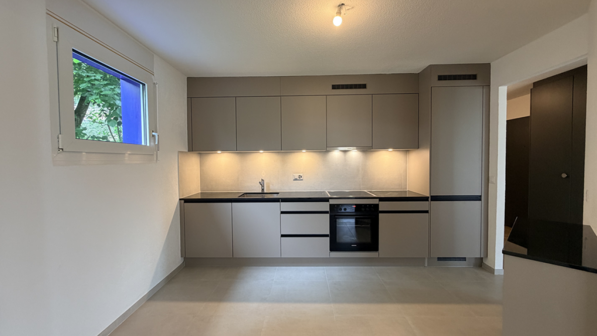 3.5 pièces avec balcon en cours de rénovation - Clos 6C