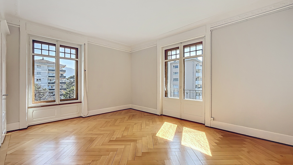 Spacieux 5.5 pièces avec ascenseur - Chenevières 26