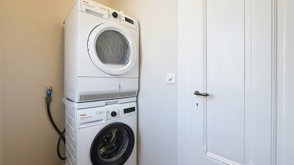 Spacieux 5.5 pièces avec ascenseur - Chenevières 26