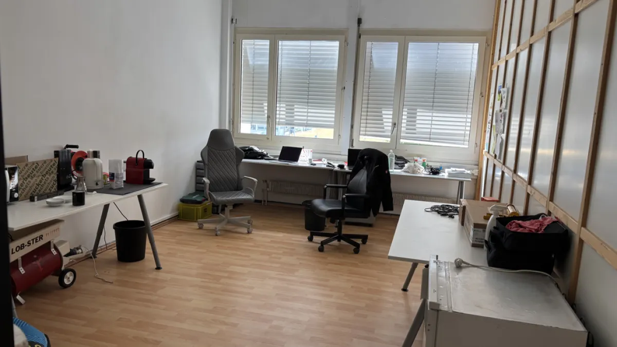 Atelier de 149 m2 idéalement situé à Gland