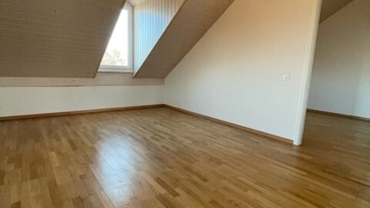 À louer Charmant 3.5 pièces sous les combles à Aubonne